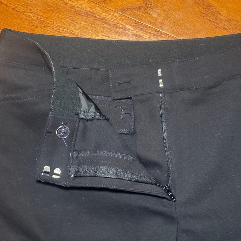 Ruby Rd. | Women’s Petite Black Capris Size 12P - Picture 4 of 6